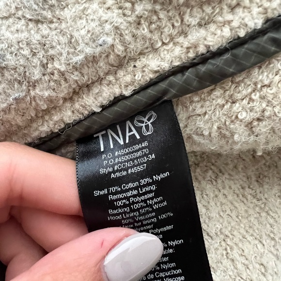 ARITZIA double layer (removable) jacket - Picture 6 of 6